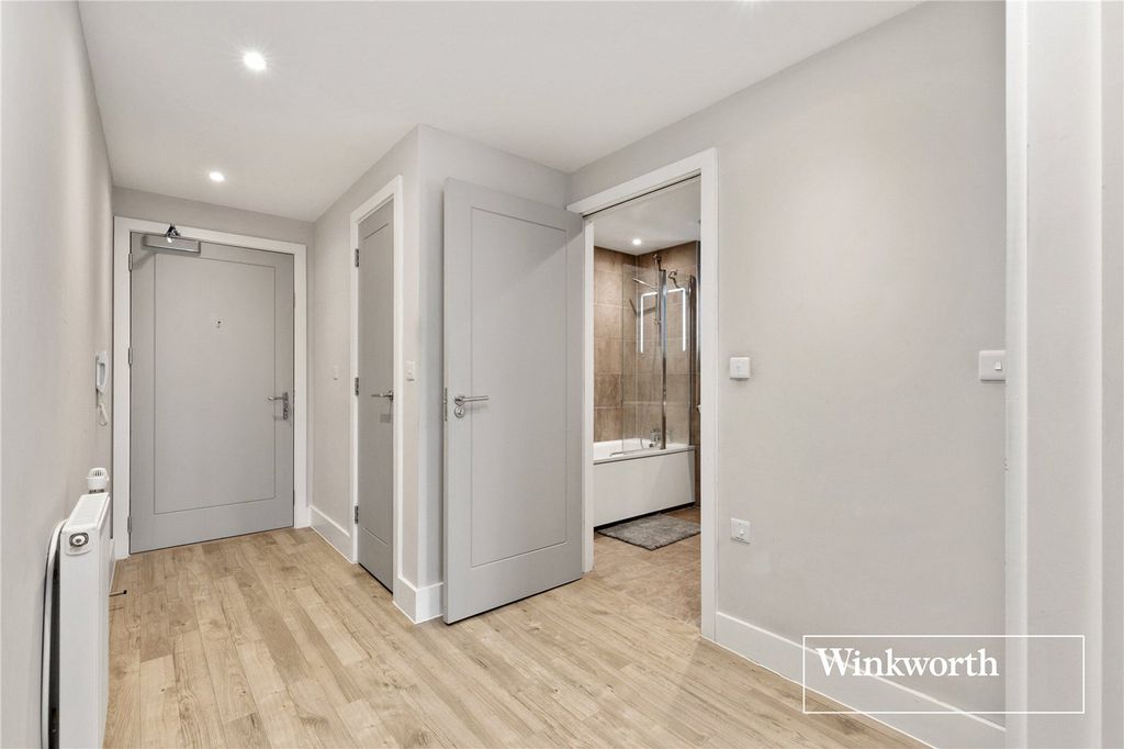 Property photo 2 of 14 Picture No. 05