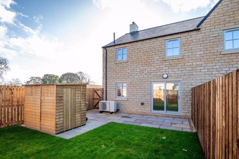 Property photo 2 of 6 Photo 6