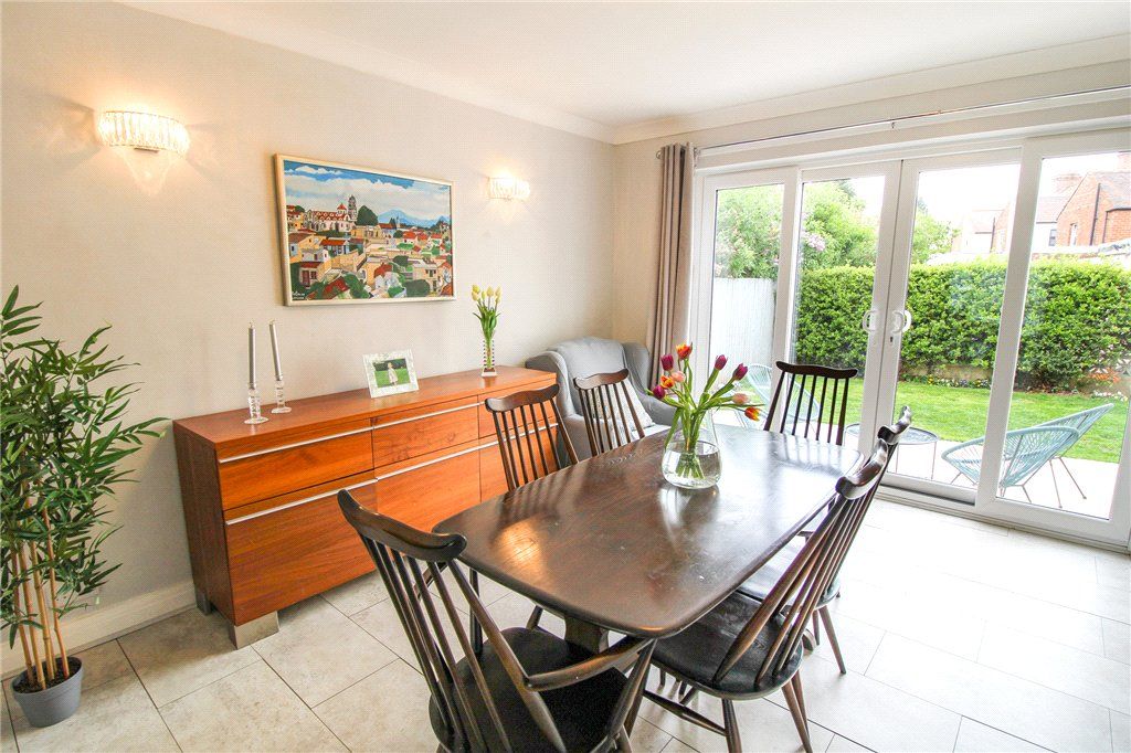 Property photo 3 of 26 Dining Room