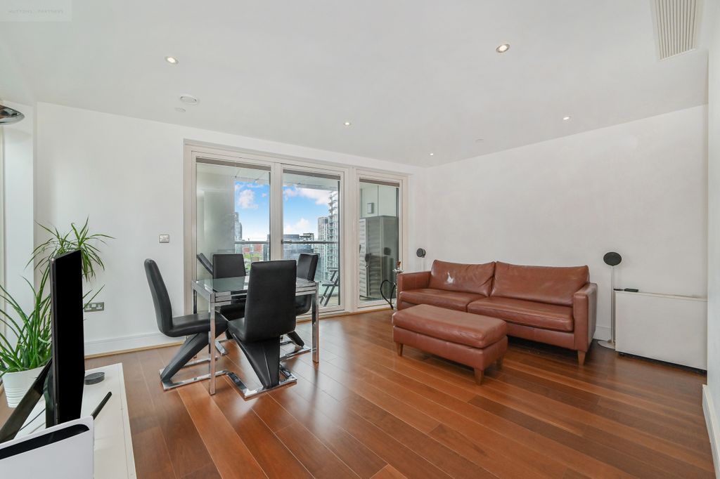 Property photo 2 of 15 Photo 2