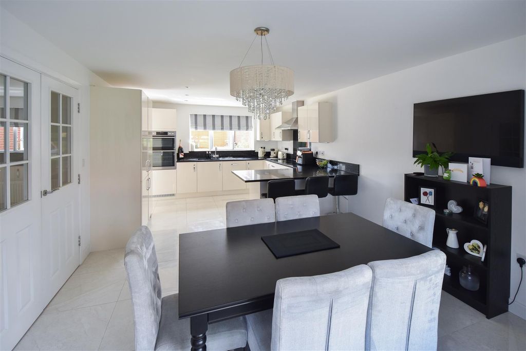 Property photo 2 of 33 Dsc_0399-2.Jpg