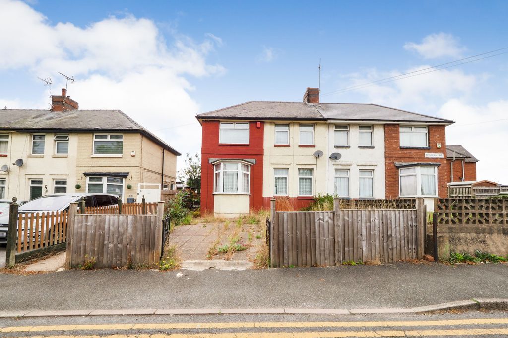 Property photo 2 of 18 4 Brougham Avenue, Mansfield, Ng19 7La