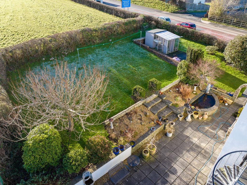 Property photo 3 of 50
