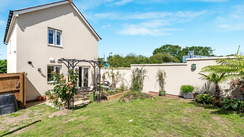 Property photo 2 of 15