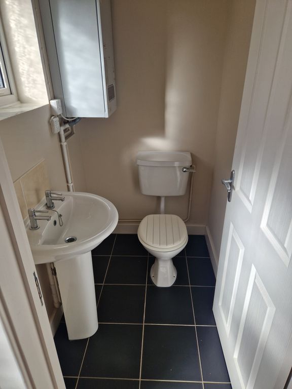 Property photo 2 of 24