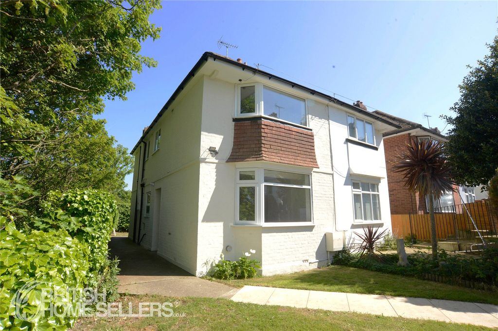 Property photo 1 of 23 Picture No. 27