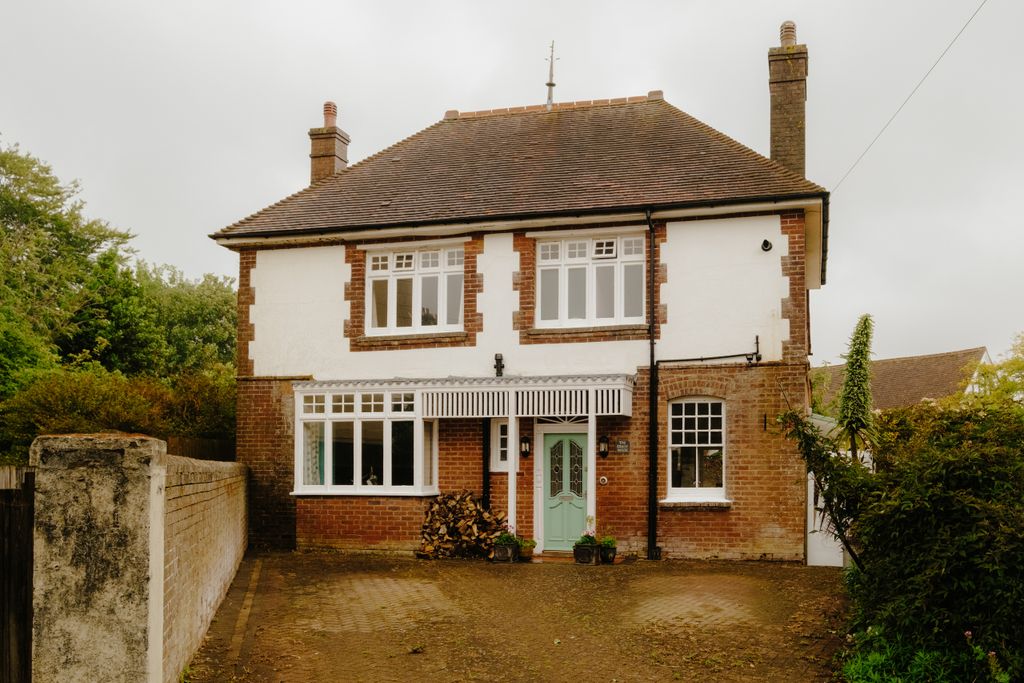 Property photo 2 of 28 Croft-Stleonards-Thecoachhouse-Exterior-14