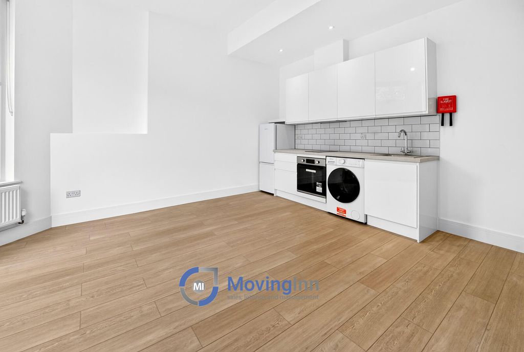 Property photo 1 of 15 Kitchen