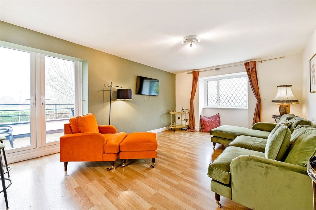 Property photo 2 of 10 Reception Room