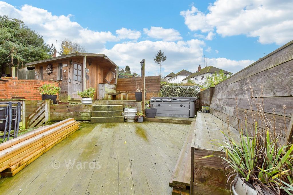 Property photo 1 of 13 Patio / Decking