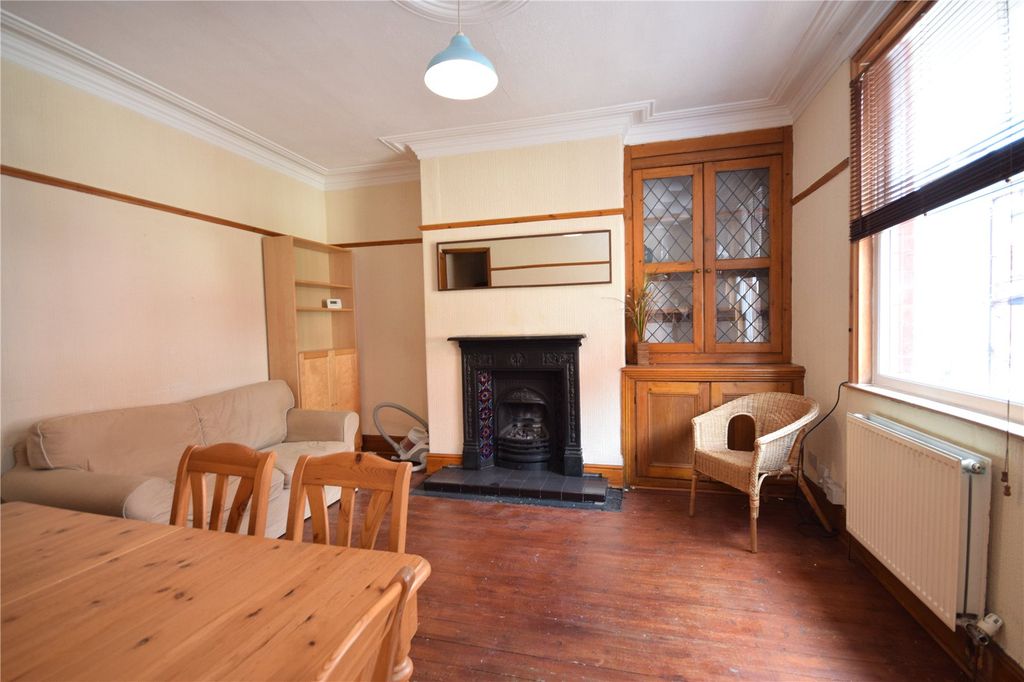 Property photo 2 of 9 Picture No. 19
