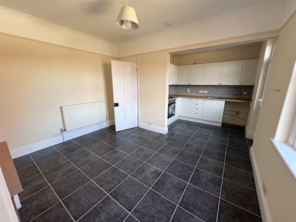 Property photo 3 of 13 Picture No. 18