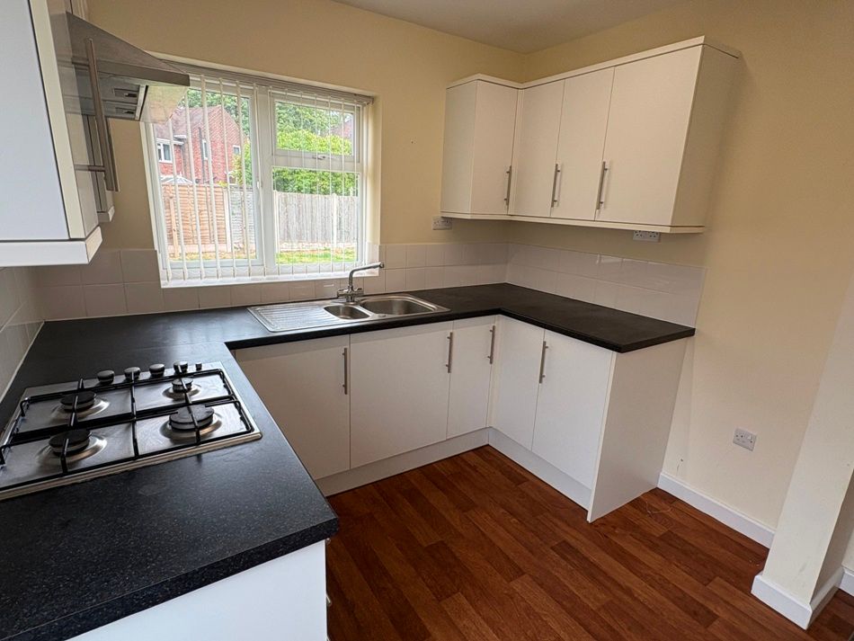 Property photo 3 of 21 Img_4999