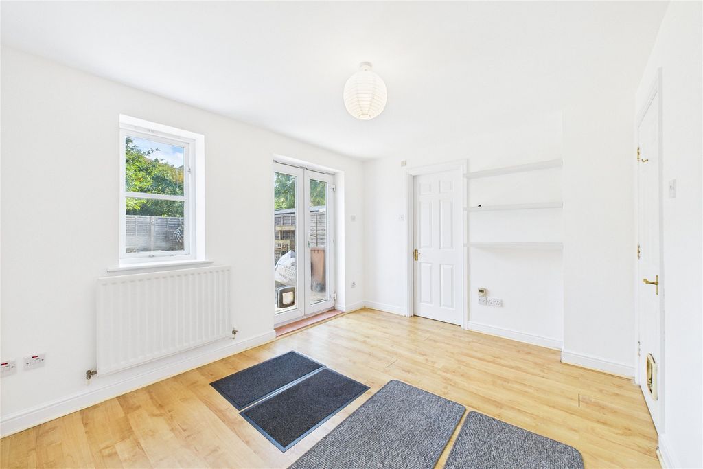 Property photo 2 of 10 Picture No. 02