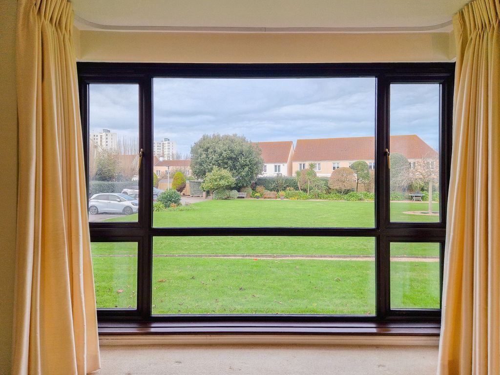 Property photo 3 of 14