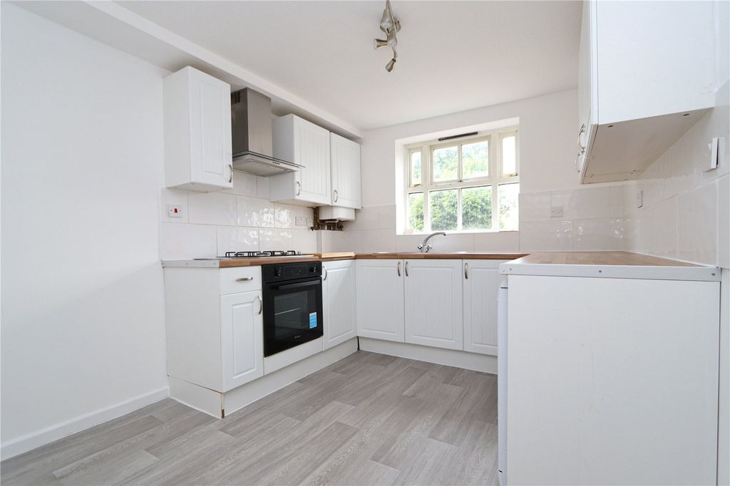 Property photo 2 of 15 Picture No. 02