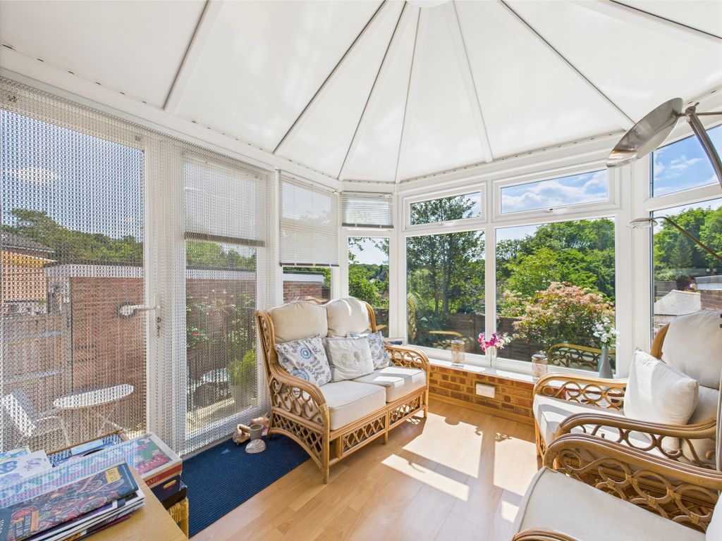 Property photo 2 of 18 Conservatory