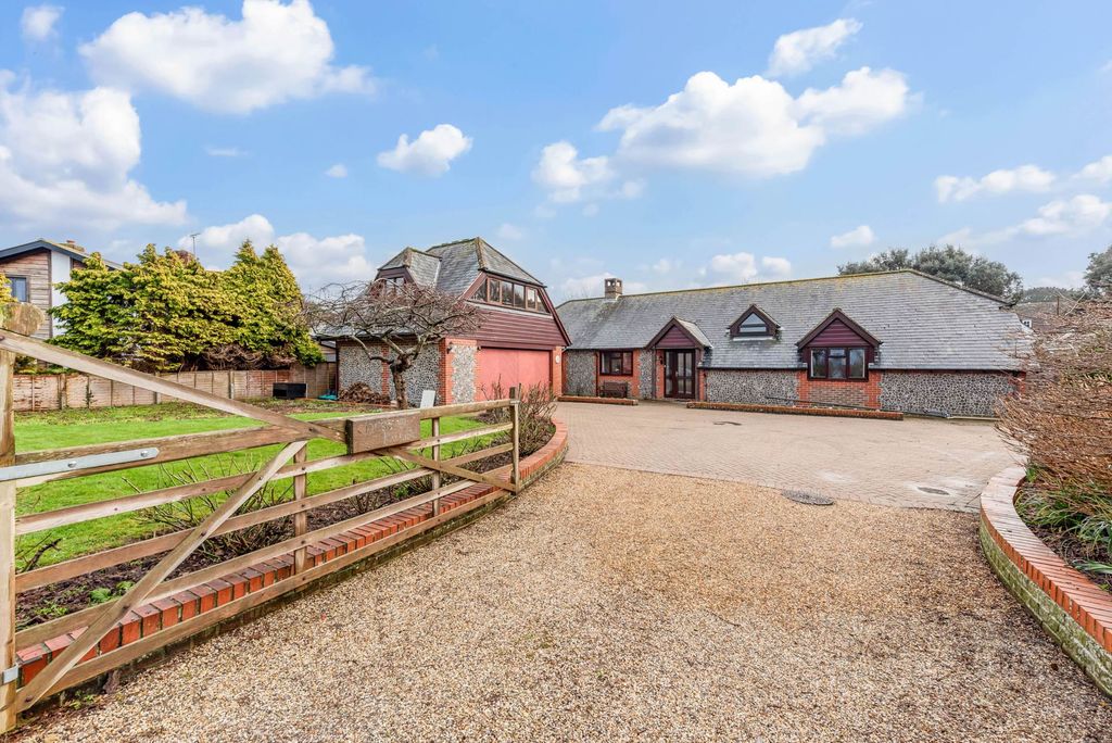 Property photo 1 of 30