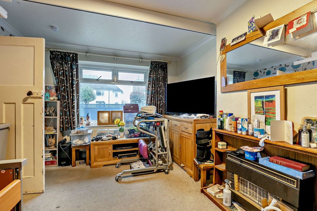 Property photo 3 of 19