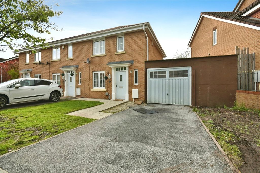 Property photo 1 of 15 External