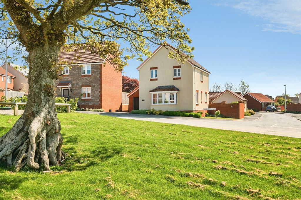 Property photo 1 of 43 Picture No. 50