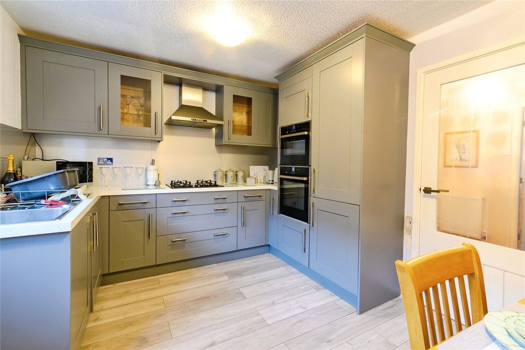 Property photo 3 of 22 Picture No. 09