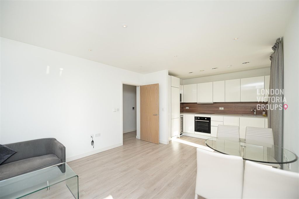Property photo 2 of 17 1-2098.Jpg
