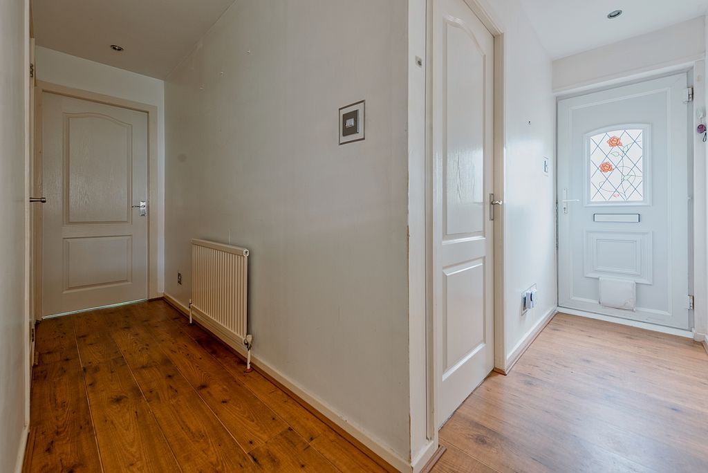 Property photo 3 of 26 Hallway