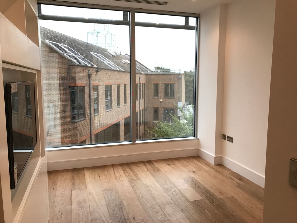 Property photo 2 of 4