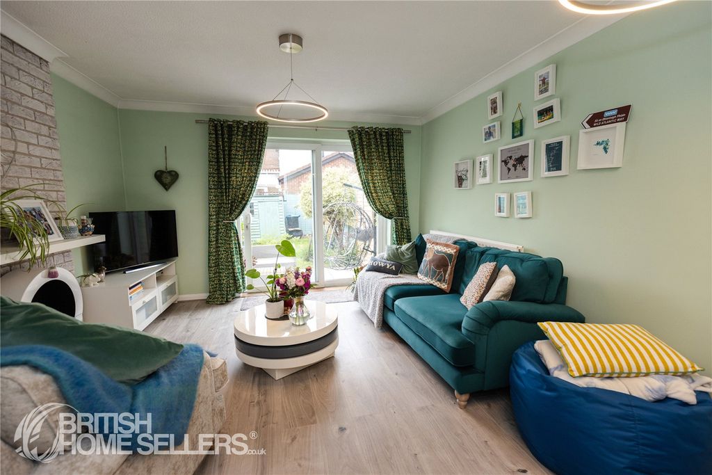 Property photo 3 of 10 Picture No. 06