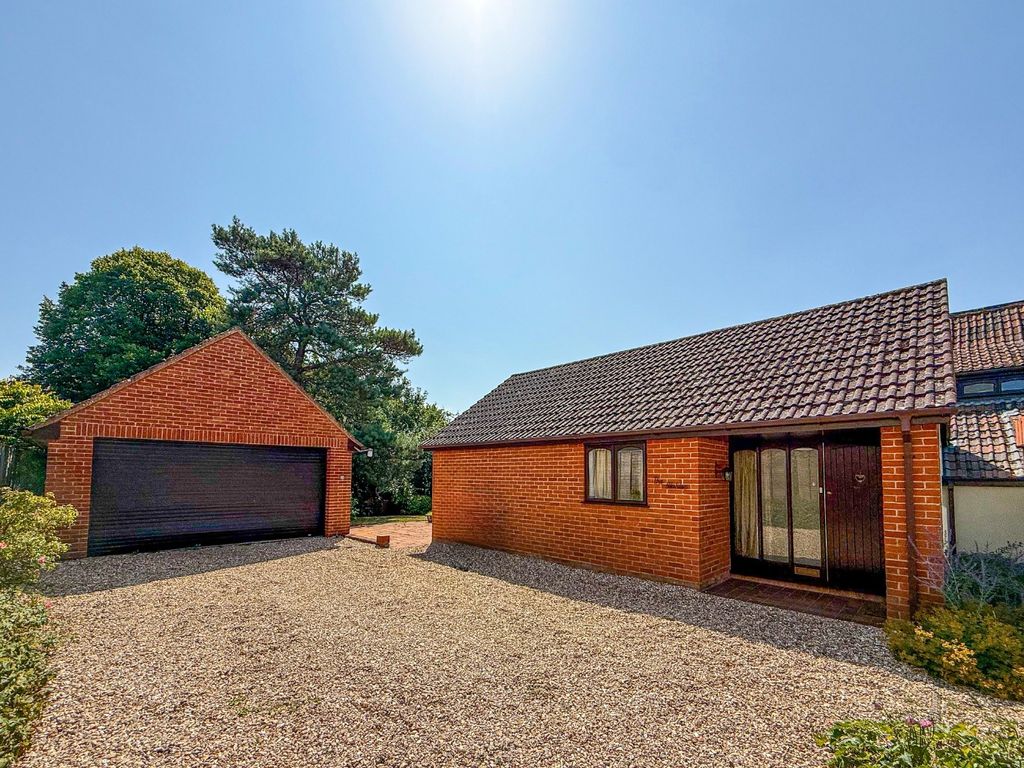 Property photo 1 of 23 4464540