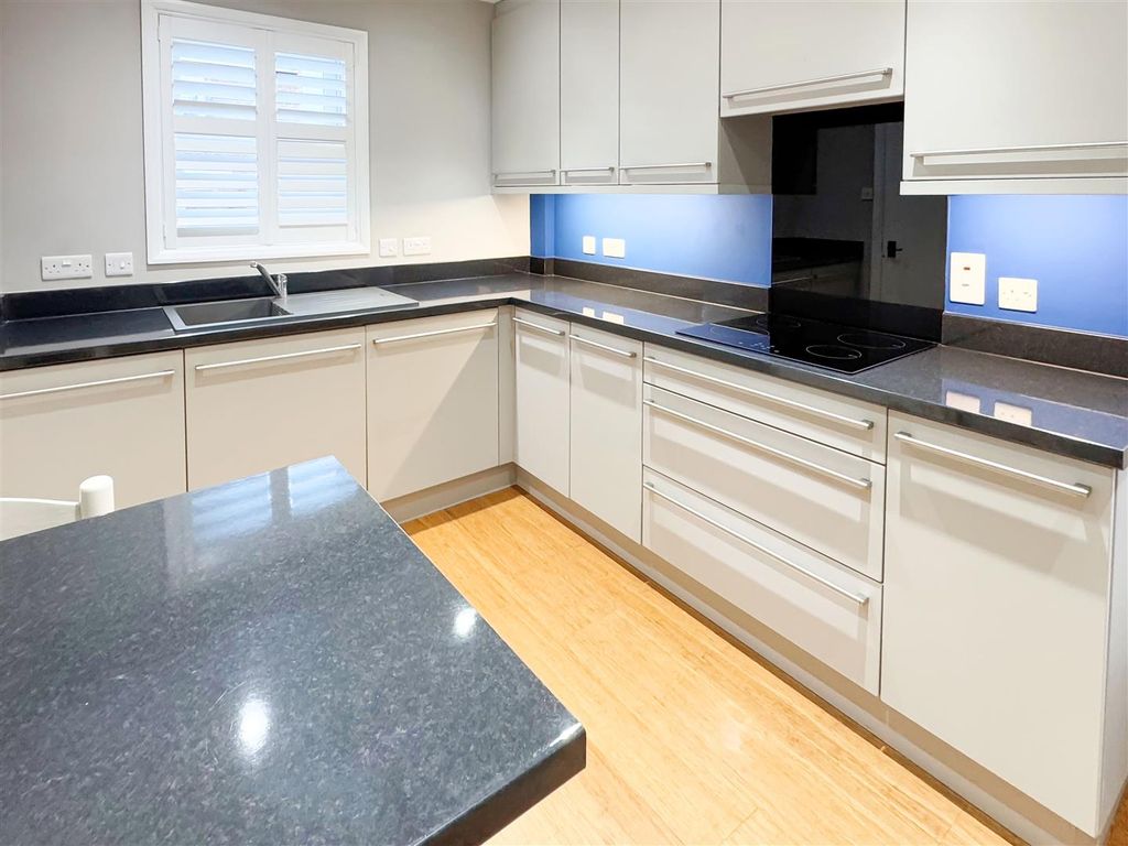 Property photo 2 of 17 Img_2080.Jpg