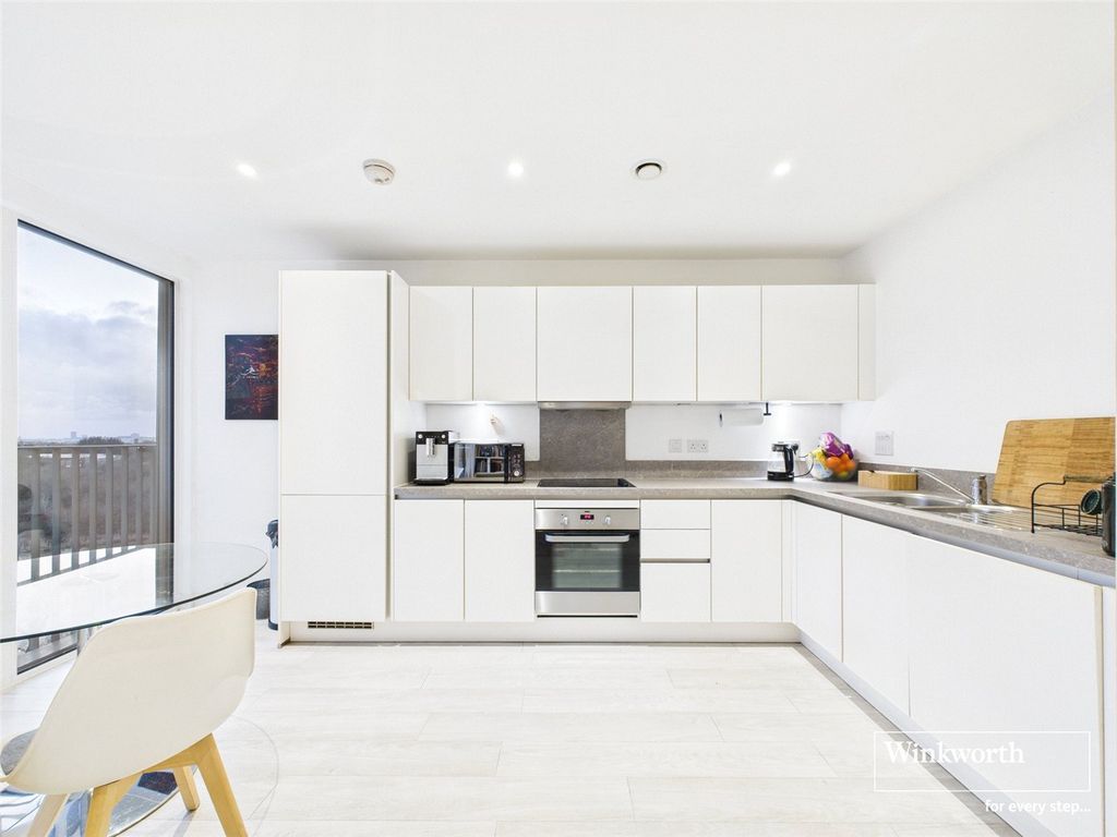 Property photo 3 of 11 Open Plan Kitchen