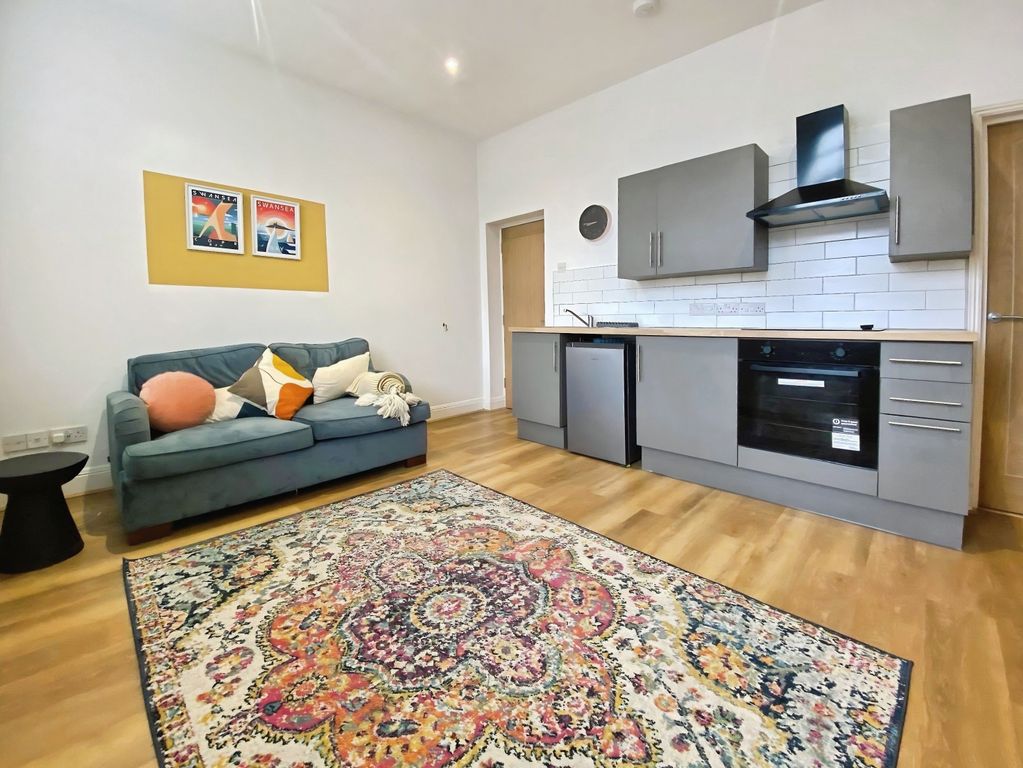 Property photo 1 of 4 Bedroom 4