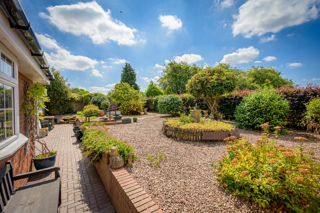 Property photo 2 of 26 Rear Garden