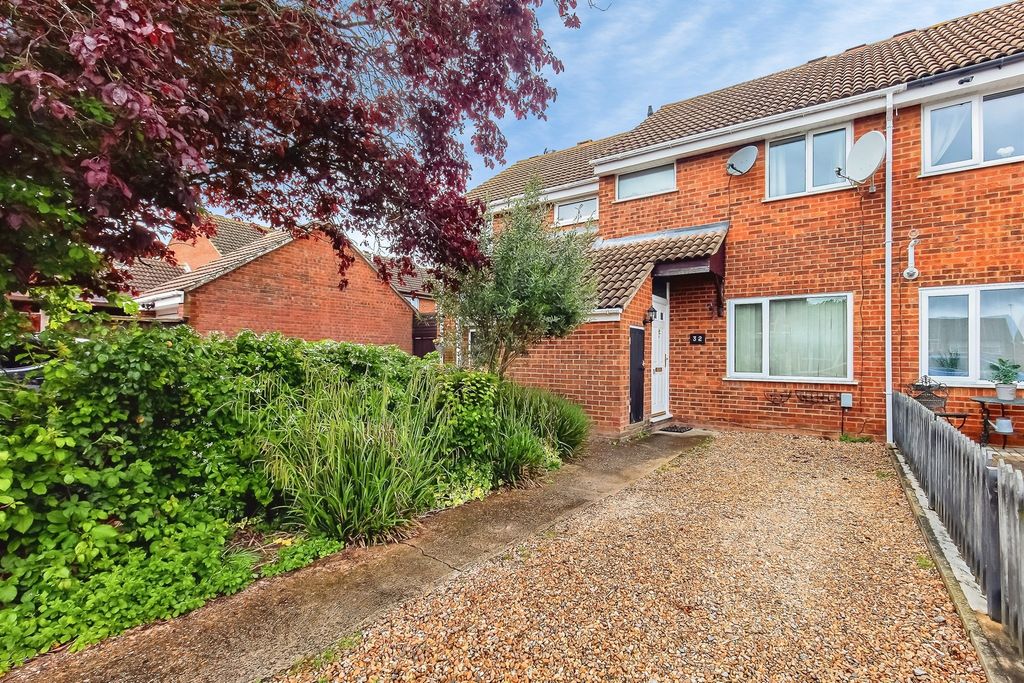 Property photo 2 of 18