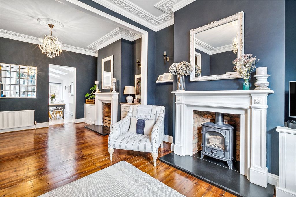 Property photo 3 of 15 Picture No. 05