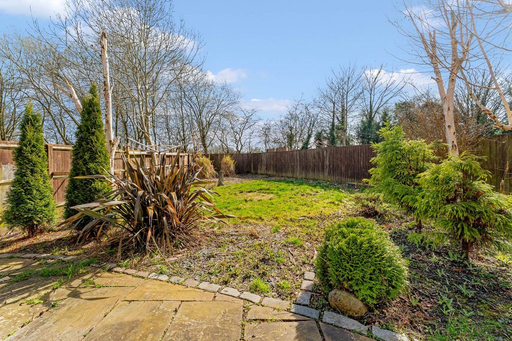 Property photo 2 of 36