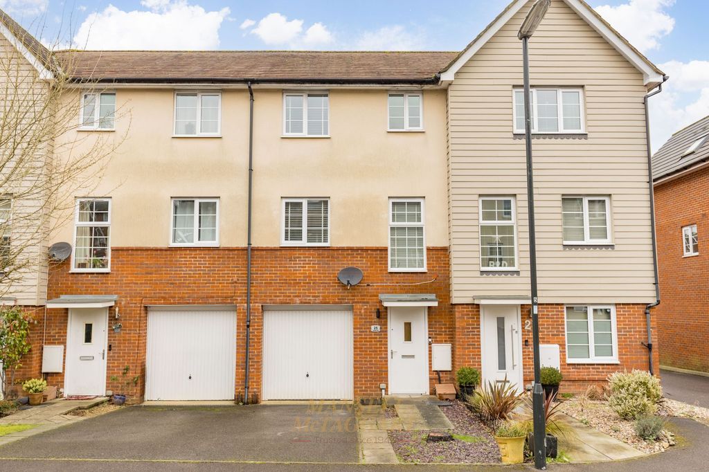 Property photo 1 of 22