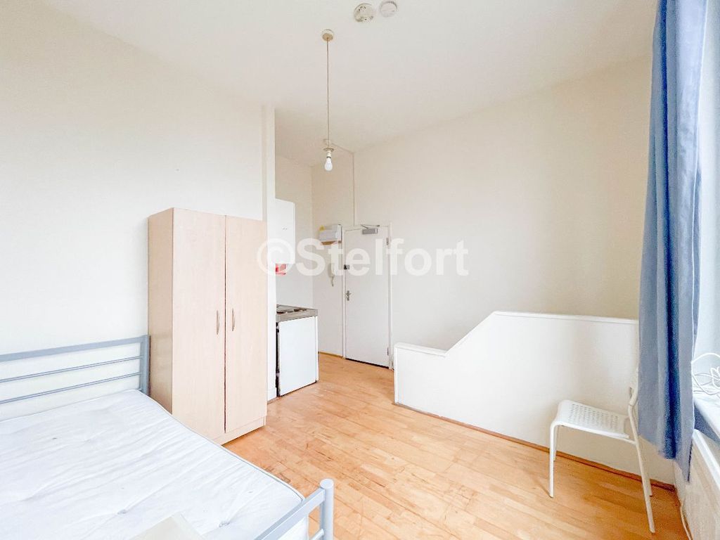 Property photo 1 of 4