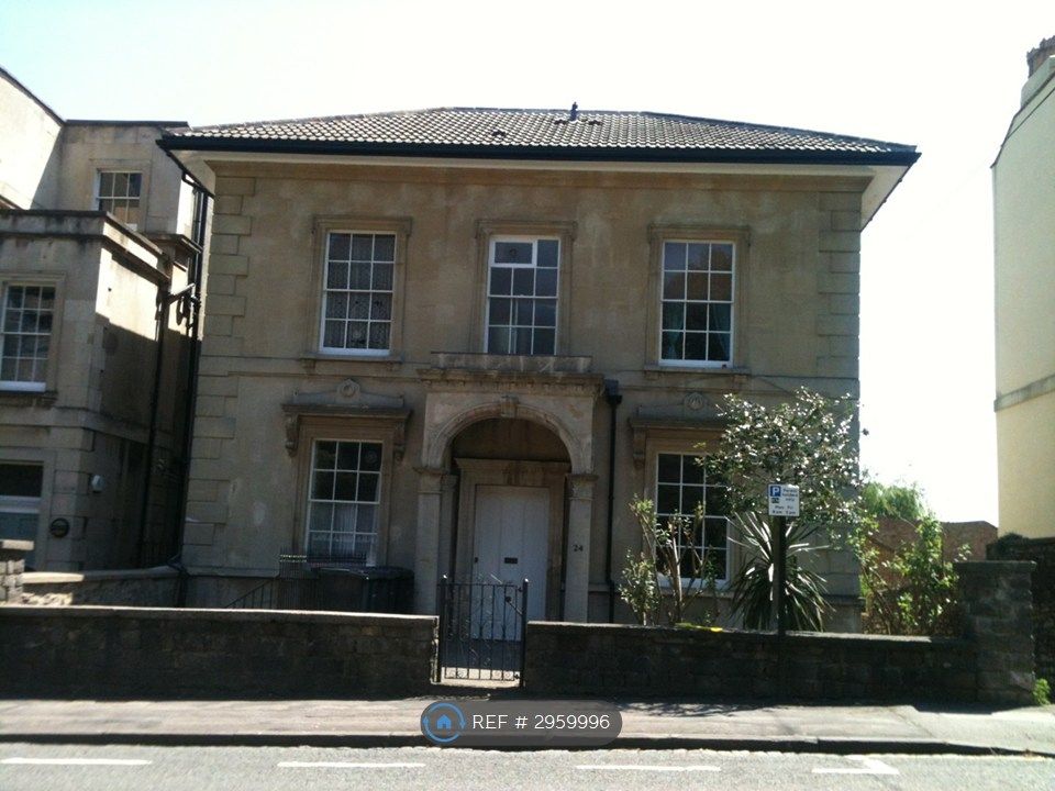 Property photo 1 of 9