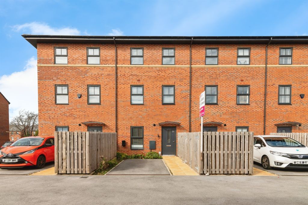 Property photo 1 of 16 Image