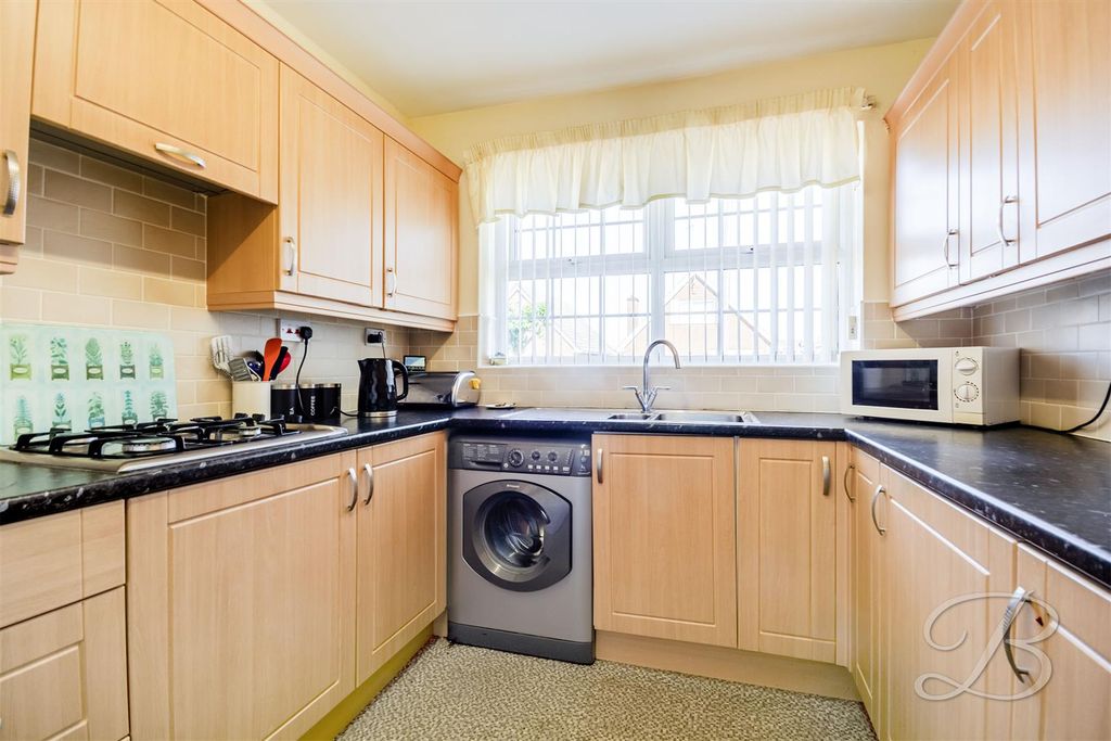 Property photo 2 of 17 Ccltd-10.Jpg