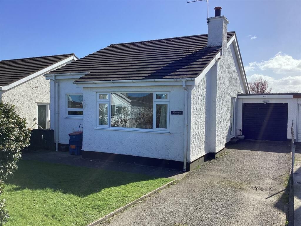 Property photo 1 of 9