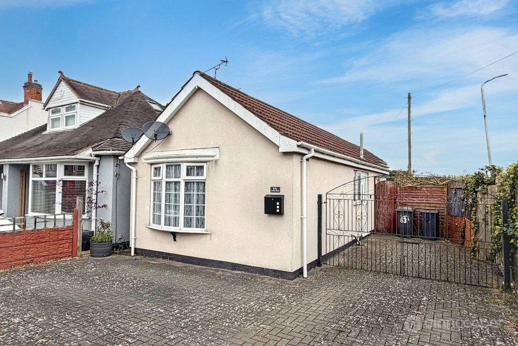 Property photo 1 of 12 5052181