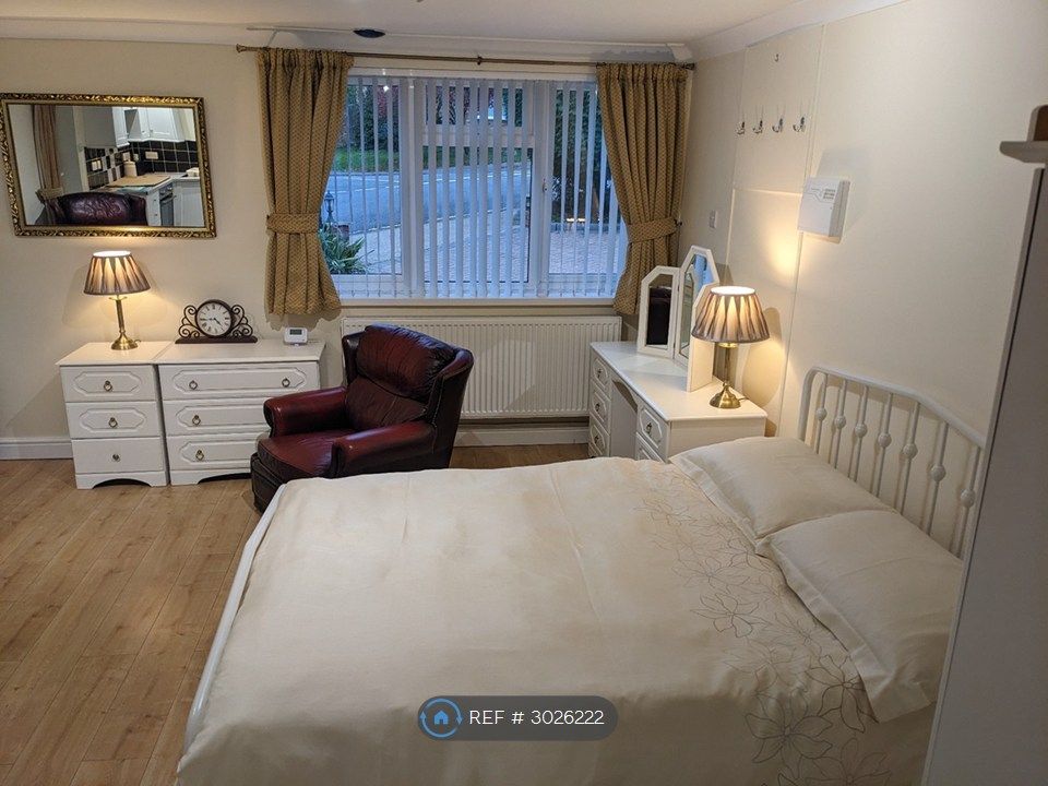 Property photo 3 of 12 Living Area