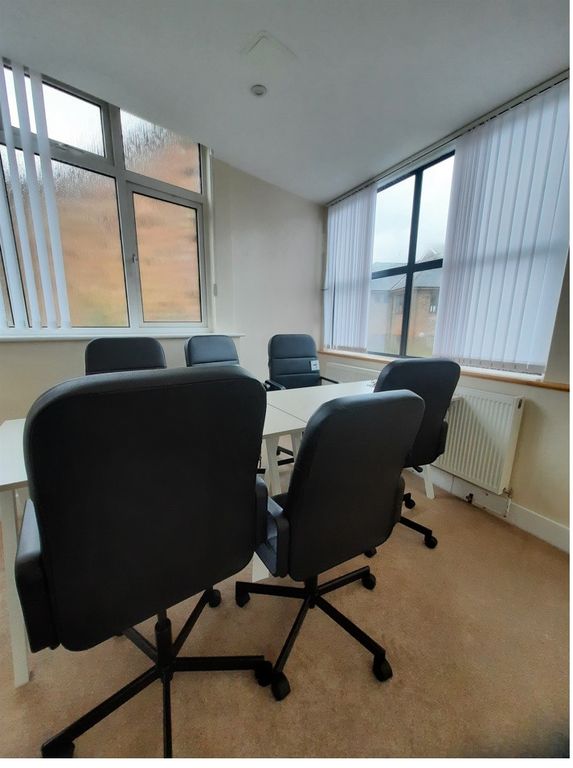 Property photo 2 of 3