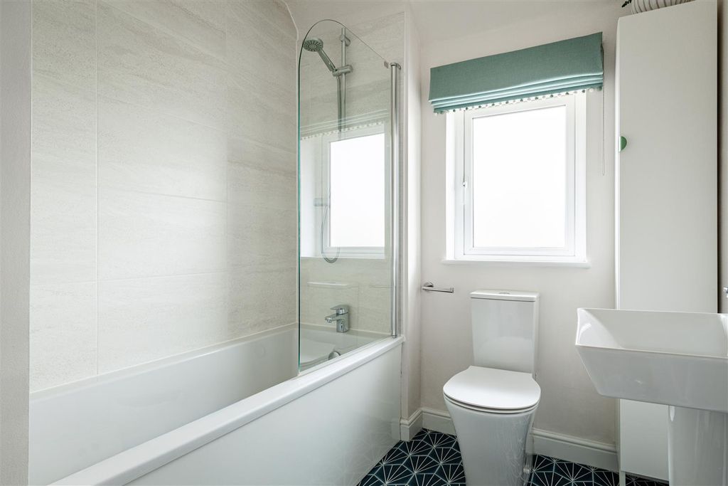 Additional image 18 of 4 bed detached house for saleAster Way, Haywards Heath RH17
