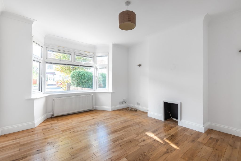 Property photo 2 of 7 910791 (2)
