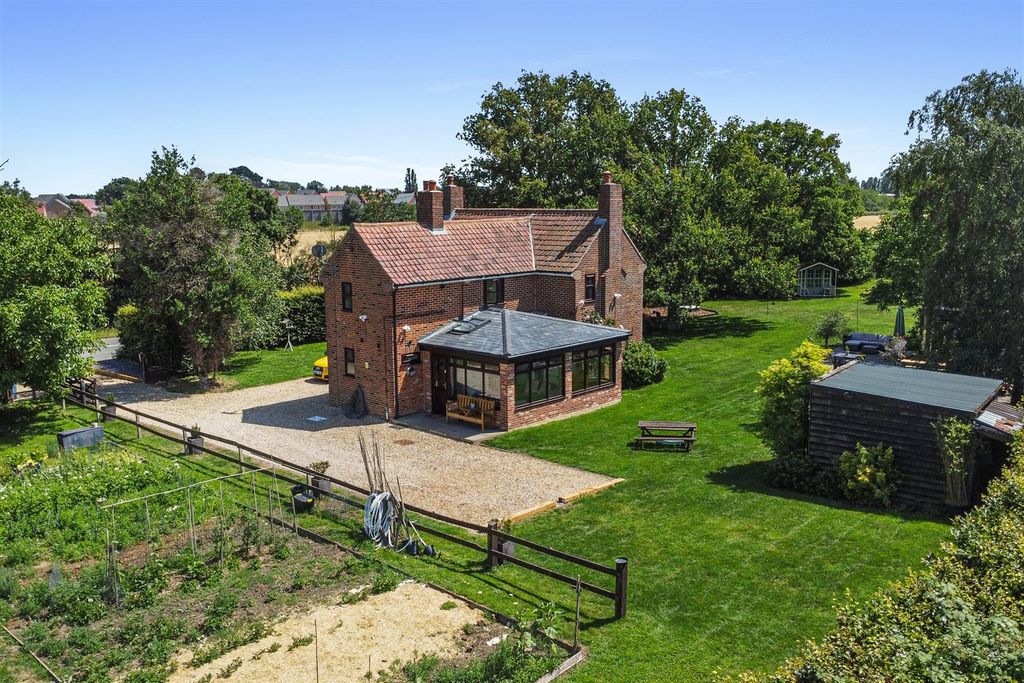 Property photo 1 of 27 Drone